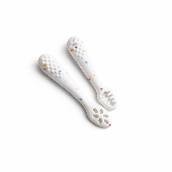 Силиконовые тренировочные ложки с отверстиями Pre-spoon для прикорма коллекции &laquo;Первый прикорм&raquo;, Белый звёздочки 343-1 фото